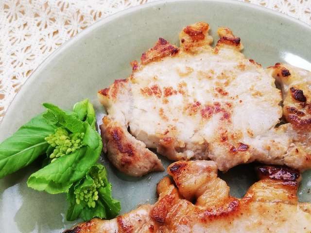 柔らか♪厚切り豚ロース肉の塩こうじ焼き